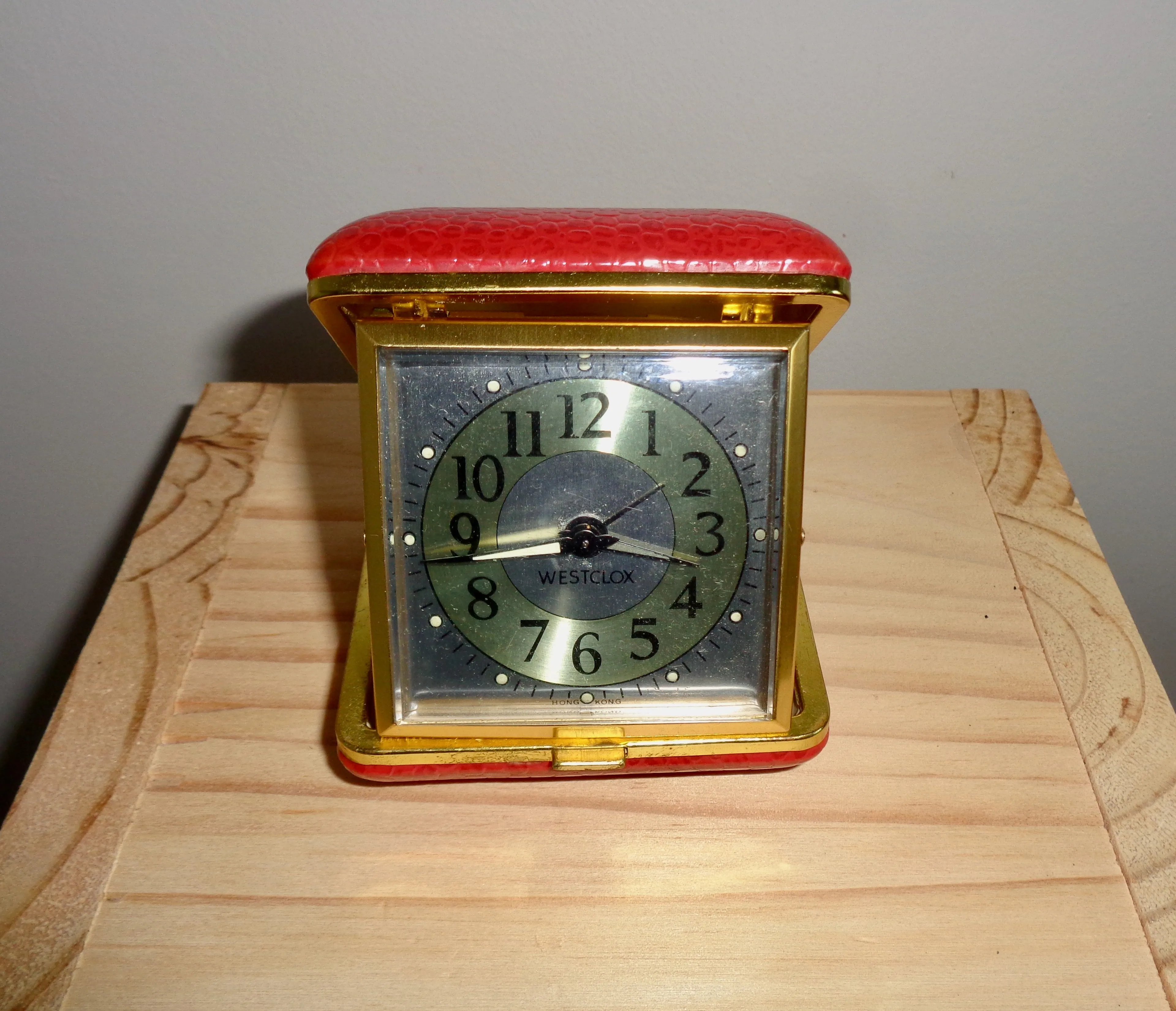 1977 Westclox Red Folding Travel Alarm Clock