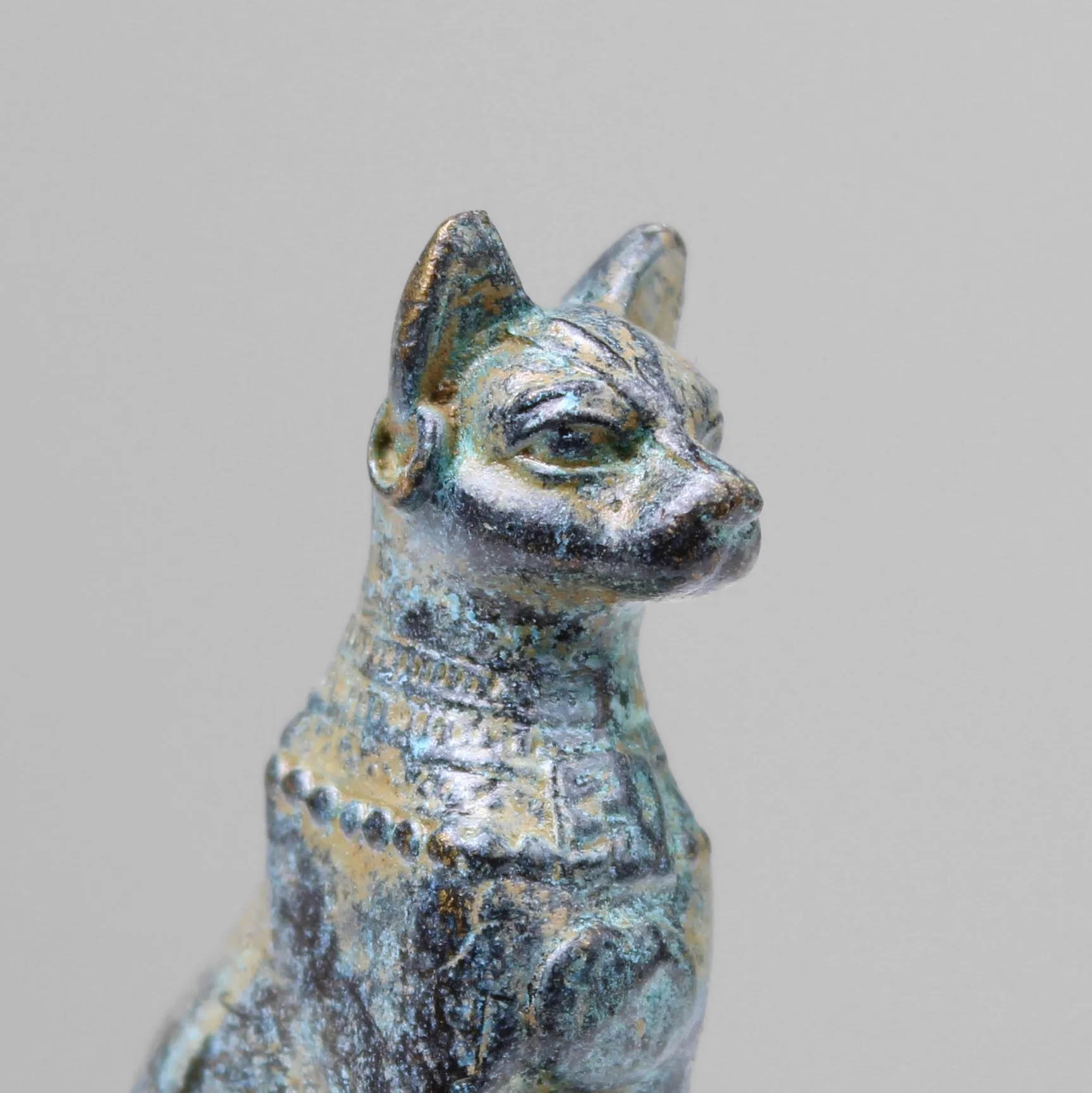 Egyptian Cat of Goddess Bastet Statue (Small)