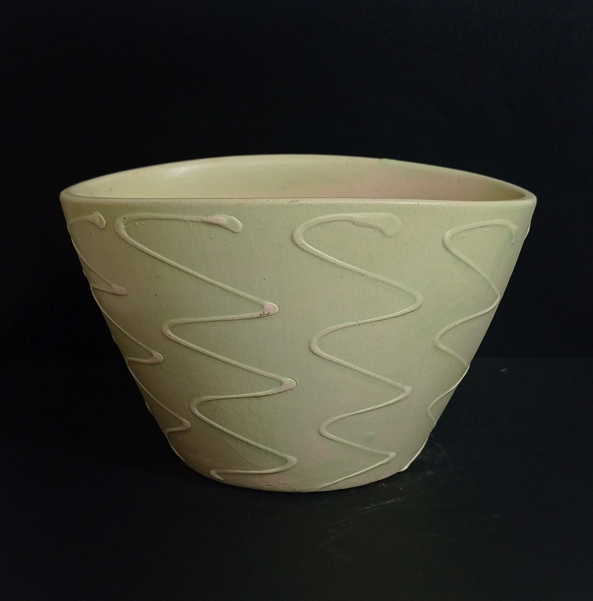 Green Oval Ceramic Planter Pot - Modern Design with Drainage Hole | Home & Office Decor