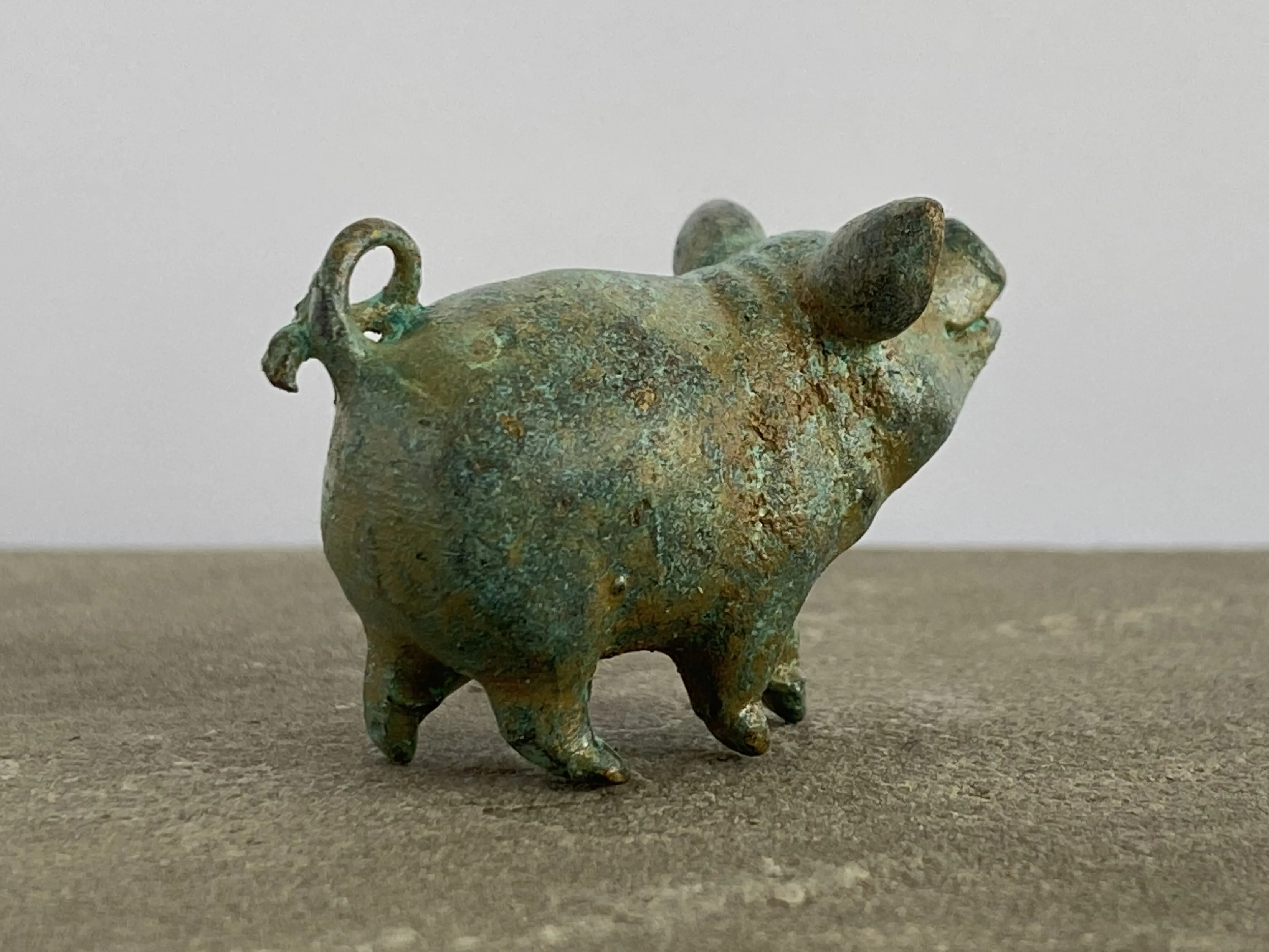 Pig Statue (Bronze)