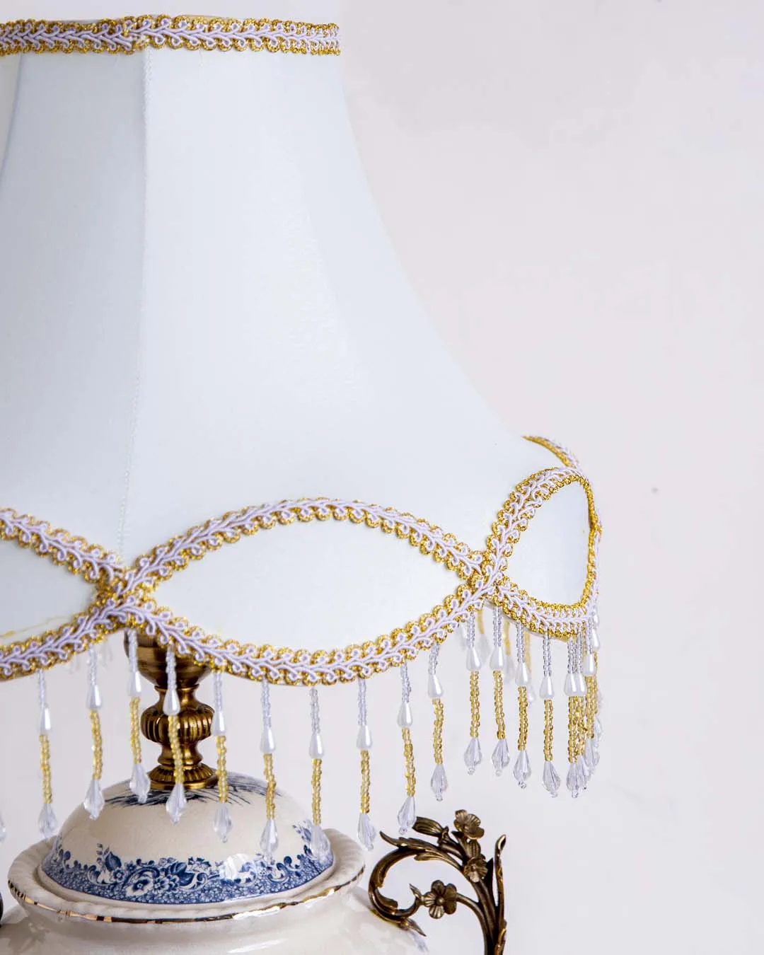 'Straffordshire' Ornamental Decorative Table Lamp